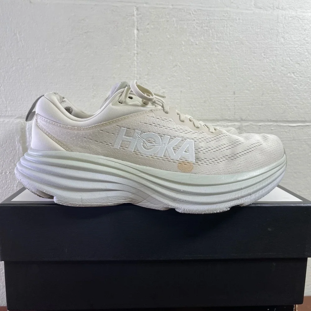 Hoka One One Bondi 8 1127953 OKB‎ Oatmilk Barley Running Shoes Men's 11.5 2E